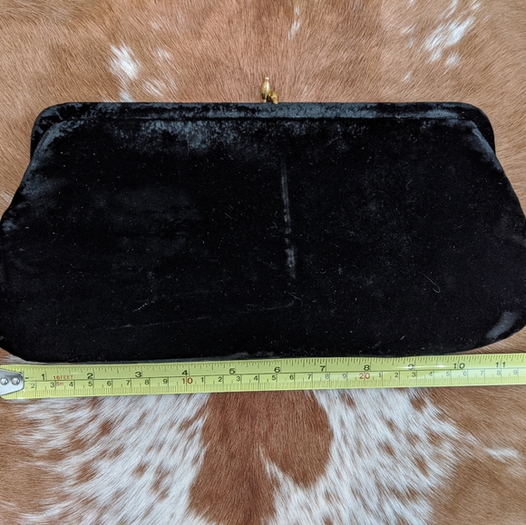 Lovely Vintage HL Harry Levine Velvet Clutch USA - Picture 3 of 7